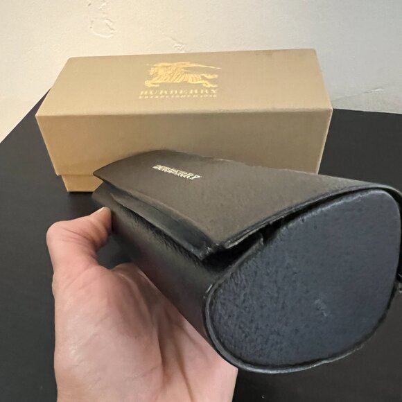 Burberry Check Polarized light gold aviator/pilot sunglasses (Style Be3080) - Picture 8 of 8